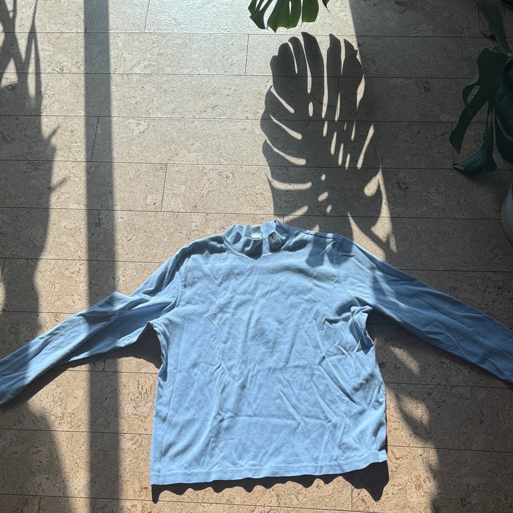 Northern Reflections Vintage Long Sleeve Top with Bear stitching on collar - Picture 2 of 7